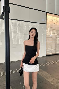 Minimalist Cut Strapless Top | Quiet Luxury Aesthetic Slim Fit Stretch Style