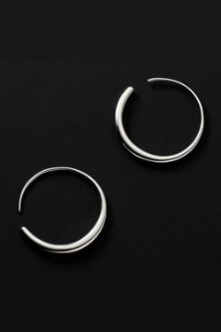 Minimalist Geometric Hoop Earrings for Women - Elegant Niche Design, Modern Fashion Accessory, Chic Style, Perfect for Everyday Wear