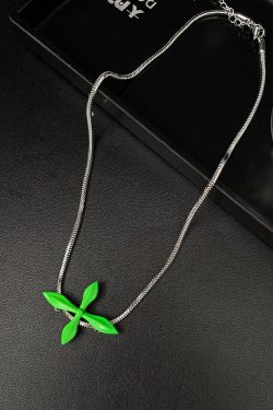 Minimalist Green Cross Necklace for Unisex, Stylish Titanium Steel Clavicle Chain, Trendy Sweet Accessories
