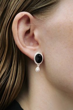 Minimalist Retro Black Agate Cat's Eye Stone Silver Teardrop Earrings - Unique Texture for Stylish Looks