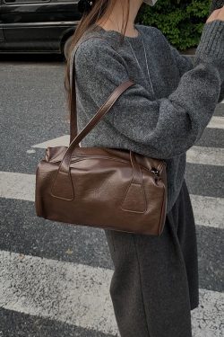 Minimalist Retro Tote Bag for Women - High-End Underarm Baguette Shoulder Handbag for Commuting & Everyday Style
