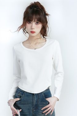Minimalist Round Neck White Long Sleeve T-Shirt for Women - 2025 Spring Slim-Fit Top with Designed Hem, Perfect for Y2K Style