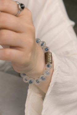 Minimalist Sugar Heart Agate Circle Bracelet - Vintage Artistic Design for Men and Women - Versatile 90s Style Jewelry