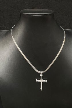 Minimalist Titanium Steel Cross Pendant Necklace for Women - Y2K Colorfast Choker Collarbone Chain Accessory