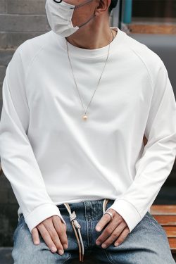 Minimalist White Long Sleeve T-Shirt for Men - High Weight Cotton Raglan Base Layer for Autumn and Winter Fashion