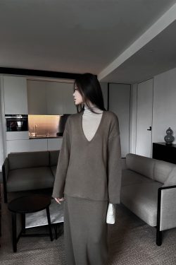 Minimalist Wool Blend Two-Piece Set - High-Quality Knitwear, ROW Series, Stylish and Versatile Fashion for Everyday Wear