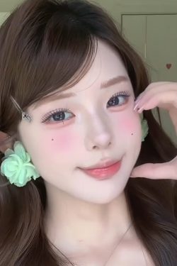Mint Green Floral Earrings for Women - Summer Sweet High-End Vacation Style Ear Accessories, Unique and Stunning Niche Ear Studs