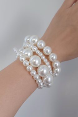 Multi-Layer Faux Pearl Wrap Bracelet - Spiral Bangle for Fashionable Commuting, 90s Inspired Accessory