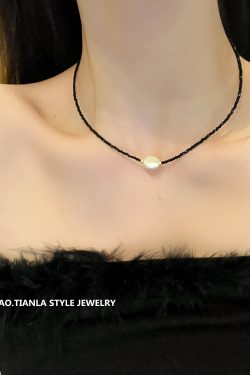 Natural Baroque Pearl Necklace for Women, Summer Light Luxury Black Crystal Choker, Versatile Niche Ins Style