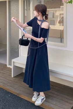 Navy Blue Off-Shoulder Top and Skirt Two-Piece Set - Elegant Summer OOTD for a Chic, Age-Reducing Look