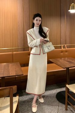 Navy Collar Coat for Women, Heavy-Duty Knitted, High-End Loose Versatile Style, Perfect for Y2K and Korean Fashion Trends