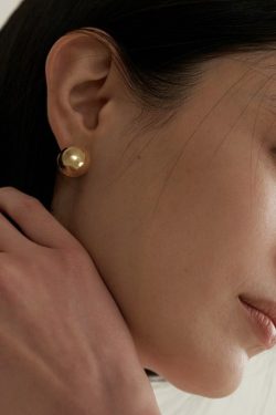 Nordic Minimalist Gold-Plated Round Bead Spherical Earrings - Versatile Cool Style Ear Clips