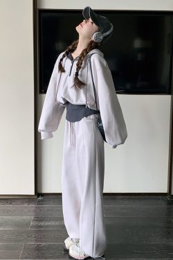 Off-White Hoodie and Wide-Leg Pants Set for Women, Spring 2025, Loose Fit, Slimming Two-Piece Outfit, Casual Chic Style