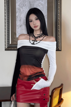 One-Shoulder Long Sleeve Slim-Fit Top with Off-Shoulder Design and Matching Half Skirt - Feminine Fashion for Spicy Girl Style