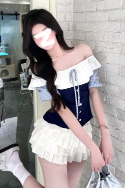 One-Shoulder Short Sleeve Color-Block Plaid Crop Top for Women, Summer Ruffle Hem Puff Sleeve Slim Fit Fashion Top