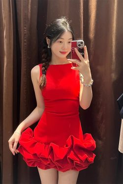 Petite Floral Bud Dress for Engagements, Birthdays, and Ceremonies - Short Evening Gown for Special Occasions