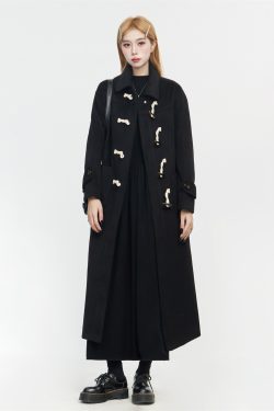 Petite Hepburn-Style Black Woolen Duffle Coat with Toggles, Mid-Length Spring 2025 Fashion for a Chic 90s Look
