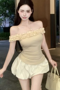 Petite Off-Shoulder Fitted Top with Unique Sexy Design - Trendy Fashion for 90s and Y2K Inspired Styles