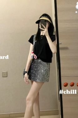 Petite Spicy Girl Black T-Shirt and Sequined Skirt Matching Set - Summer Outfit for Pear-Shaped Women, Y2K Style