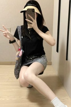 Petite Spicy Girl Black T-Shirt and Sequined Skirt Matching Set - Summer Outfit for Pear-Shaped Women, Y2K Style