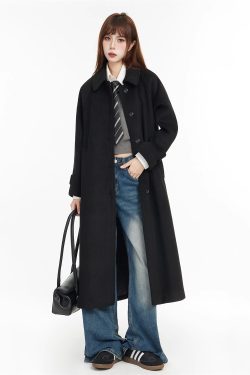 Petite Women's Black Woolen Coat, 2025 Hepburn-Style, High-End Versatile Long Coat for Chic Winter Fashion