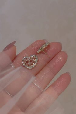 Pink Heart Diamond Stud Earrings for Women, 2025 Trendy Light Luxury Non-Pierced Ear Clips, Sweet Fashion Accessories