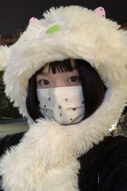 Plush Cartoon Hat and Scarf Set for Women, Quirky Two-in-One Winter Accessory with Warm Ear Protection, 2024 Style