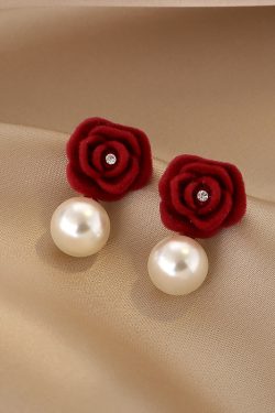 Red Velvet Rose Stud Earrings for Women, Trendy Light Luxury Pearl Drop Earrings for 2024 New Year Fashion