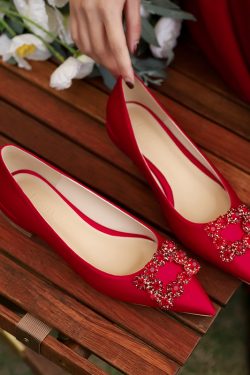 Red Wedding Shoes for Bride, Two-in-One Flat Low-Heeled Design, 2025 Style Xiuhe Dress, Plus Size High-End Feel