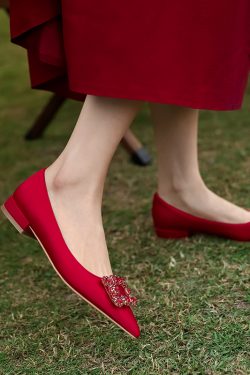 Red Wedding Shoes for Bride, Two-in-One Flat Low-Heeled Design, 2025 Style Xiuhe Dress, Plus Size High-End Feel