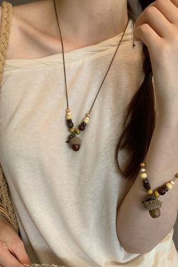 Retro Artistic Acorn Pendant Necklace for Women, Chinese Zen Design Sweater Chain, Vintage-Inspired Boho Accessory