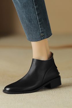 Retro British Style Chunky Heel Martin Boots for Women, Versatile Short Chelsea Boots with Back Zipper, Plus Size 41-43