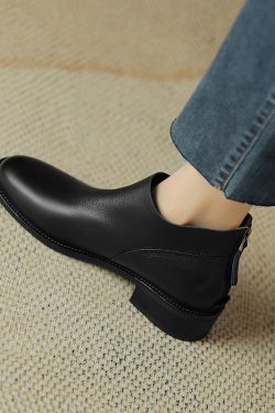Retro British Style Chunky Heel Martin Boots for Women, Versatile Short Chelsea Boots with Back Zipper, Plus Size 41-43