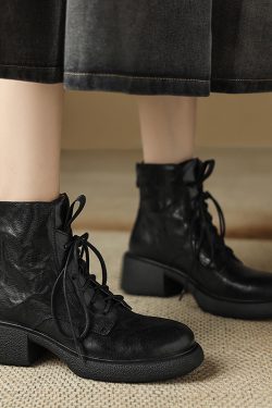 Retro British Style Thick-Soled Lace-Up Martin Boots for Women, Chunky-Heeled Sheepskin Short Boots, 2024 Autumn Fashion, Size 41