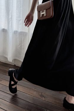 Retro Cross Strap Ballet Shoes for Women - Low Heel Square Toe Mary Jane Flats, Comfortable Chunky Heel Grandma Style, Size 40