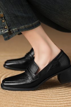 Retro Genuine Leather Square Toe Chunky Heel Loafers for Women - British Style Slip-On Mid-Heel Shoes, Sizes 41-43