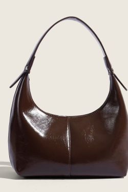 Retro Glossy Underarm Baguette Bag with Waxed Texture - Spring/Summer French Niche Shoulder Dumpling Tote Bag