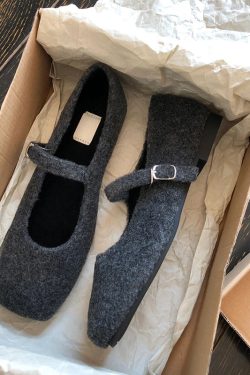 Retro Mary Jane Flat Shoes with Fur - Gray French Evening Style 2024 for Skirts - Elegant Y2K Fashion Footwear
