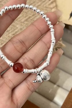 Retro National Style Spliced Bracelet for Women - 2025 High-End Light Luxury Elastic Rope Hand Accessory, Versatile Design