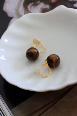 Retro Natural Tiger Eye Stone Earrings - Vintage French Style, Versatile Silver Needle Design, European and American Fashion