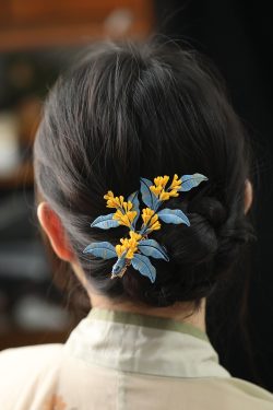 Retro Osmanthus Hair Clip - Chinese Hanfu Style Hair Accessories for Women, Perfect for Fairy Looks and Matching Horse Face Skirts