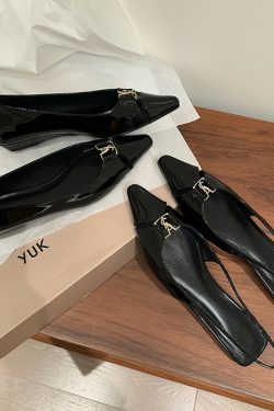 Retro Pointed Toe Flat Shoes - Backless Sandals for Women in Genuine Leather, Spring/Summer 2025 Fashion, Perfect with Skirts