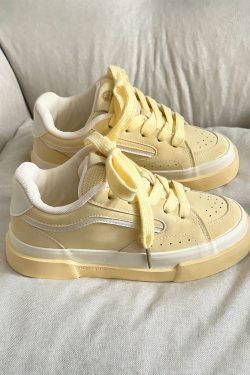Retro Student Design Bread Sneakers for Women - 20245 Spring Casual Sports Shoes, Versatile 90s Style