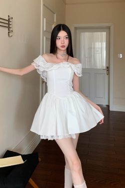 Romantic Lace Off-the-Shoulder Ruffled Waist Slimming Dress - French Style, Perfect for Date Night and 90s Inspired Looks