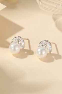 S925 Sterling Silver Pearl Earrings for Women, Elegant Classy Design, High-End Temperament Accessories, Perfect for Formal Occasions