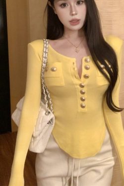 Sexy Half-Open Collar Long Sleeve T-Shirt with Unique Irregular Curved Hem - Trendy Short Top for Spring and Autumn Fashion