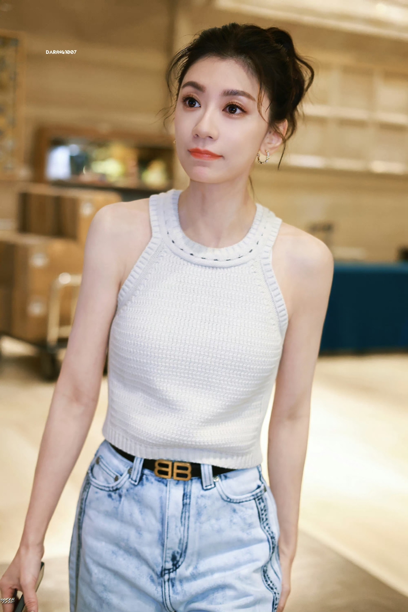 Short Sexy Sleeveless Knitted Vest Halter Top - French Versatile Camisole for Summer - 90s Inspired Fashion