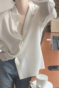Silky Minimalist Loose-Fit Shirt - High-End Feel, Korean Style Fashion Top for Effortless Chic Look