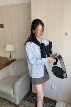 Silky Minimalist Loose-Fit Shirt - High-End Feel, Korean Style Fashion Top for Effortless Chic Look
