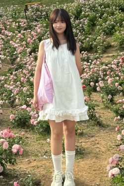 Sleeveless Summer White Lace Doll Dress for Women - Slim A-Line Short Skirt, Perfect for 90s Y2K Style Fashion